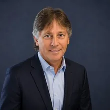Dennis Swift
